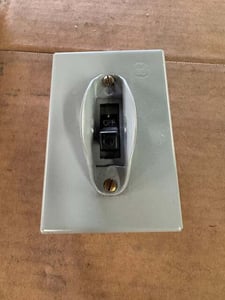 General Electric Manual Motor Starter Tumbler Switch TC2228 240 VAC