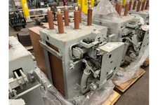 1200 Amps, General Electric, am-13.8- 500-7h, Magne-Blast Circuit Breaker 15kV ML-13 Mechanism