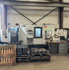 Haas #EC-400, 4-Axis Horizontal Machining Center, 20" X/Y/Z, 15 HP, 8100 RPM, 100 automatic tool changer, CAT