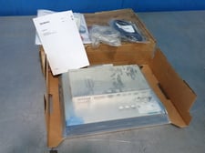 Siemens #6AV7461-7TA00-0AA1, flat panel, 24 Volts, new