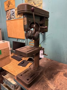 Jet #JET-13R, Upright Drill Press, 13" Swing, 9.5" x 9.5" Table, 2800 RPM, 0.5 HP, 115/230V.