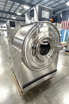 80 lb. Unimac/Alliance #UWN080T3V-2012, Open Pocket Washer Extractor, 220-240 V., UniLinc Control, 2012 (3