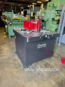 1/4" x 8.7" x 8.7" Amada #CSHW-220, Hydraulic Corner Notcher, dual station, 20-23 ton, 40 SPM, 5 HP