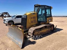 Caterpillar D5K2XL, 4556 hours, S/N: KW200366, 2015