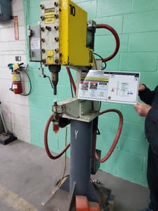 Air Press Riveter (15 available)