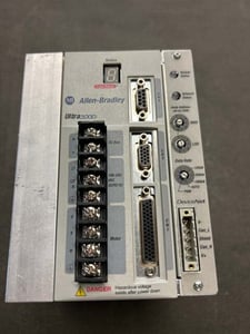 Allen-Bradley Servo Drive 2098-DSD-010X-DN Series C 100-240V Allis-Chalmers
