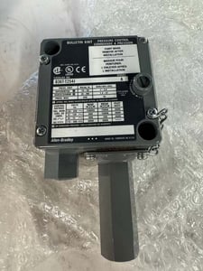 Allen-Bradley #836T-T254J, pressure control switch, 20-300 PSI adjustable range