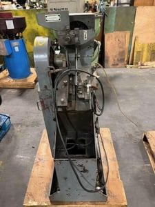 0.118" Ayase Seiki #AS-003, Automatic Feed Flat Die Thread Roller, 0.63" shank length, 250-500 PPM, rotary