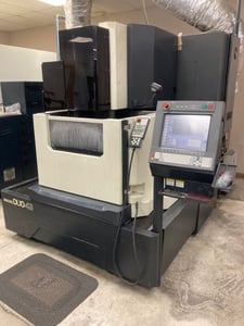 Makino #Duo43, CNC Wire Electrical Discharge Machine, 17.72" x 11.81" x 12.60" travels, 34.25" x 29.72" tank