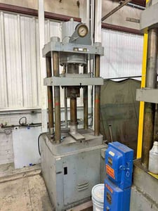 100 Ton, M & N #1R, hydraulic 4-post downacting press, 12" stroke, 3000 PSI, 3 GPM pump