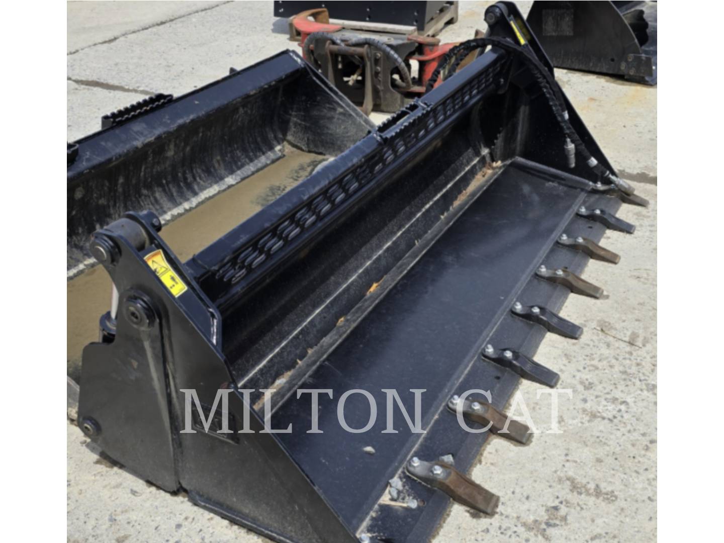 Caterpillar SSL 86IN MULTI PURPOSE BUCKET, Bucket, S/N: A4222MP20038, 2022