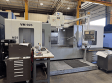 Daewoo Doosan #VM925, 3-Axis CNC vertical machining center, Fanuc 18iMB, 78.7" X, 36.4" Y, 31.5" Z, 30