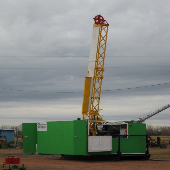 Longyear #38, Diamond Core Drill, GMC 353 engine, skid-mounted shack, hydraulic wireline, rebuilt