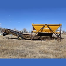 540 cu. ft. Chaney Hopper with Conveyor, 15' x 8' x 9' deep, 26" x 33' conveyor, 20 HP drive, 230/460 V.