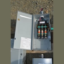 100 Amp. Siemens, Fusible Disconnect Switch, 100 Volts