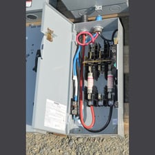 100 Amp. Siemens, Fusible Disconnect Switch, 240 Volts, 3 phase