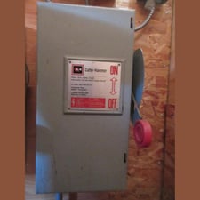 30 Amp. Cutler Hammer, Fusible Disconnect Switch, 600 Volts