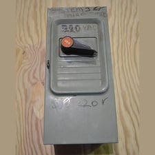 30 Amp. Federal Pacific, Fusible Disconnect Switch, 600 VAC, 3 phase