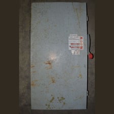 400 Amp. Cutler Hammer, Fusible Disconnect Switch, 240 Volts