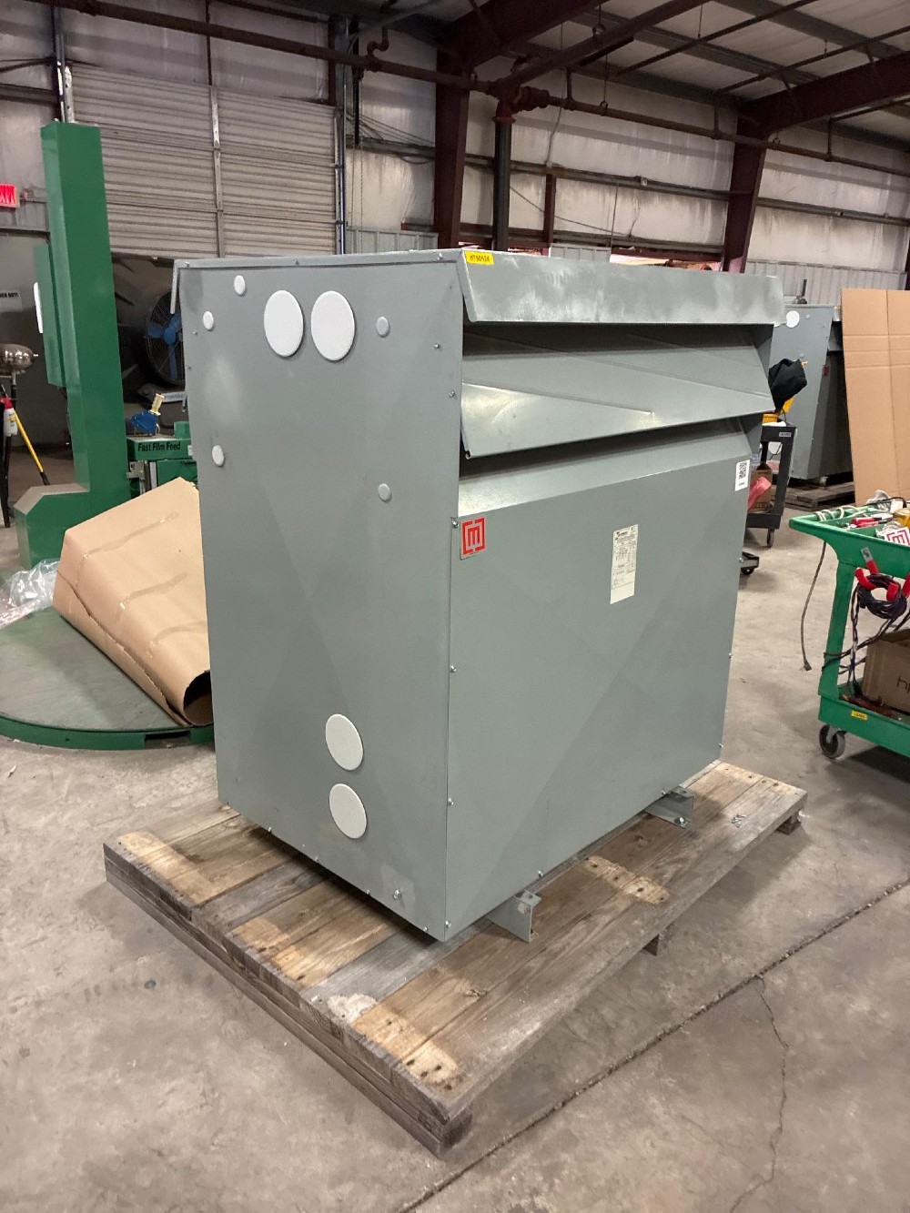 550 kVA 460 Delta Primary, 460Y/266 Secondary, 3 phase, Dry Type Iso Transformer, Ready To Ship