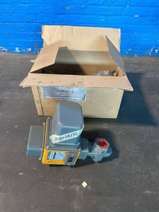 Maxon #150SMA11-AA11-BB22A0, natural gas shut-off valve, 70 PSI