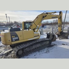 Komatsu PC200LC-8, Crawler Excavator, 32.8' max. lift height, 31.8' horizontal reach, 21.75' digging, 148 HP