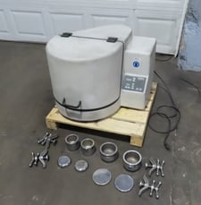 Fritsch #Pulverisette-5, Planetary Laboratory Ball Mill, (2) 250 mL grinding bowls, (2) 500 mL grinding