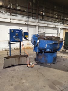 Roto-Finish Model 4494 Vibration Bowl w/Unload Ramp & Controls
