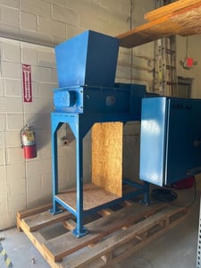 SSI #500-E, shear shredder, 19" x 19" feed opening, mechanically driven, 10 HP, 230/460 V.