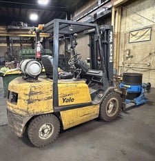 5700 lb. Yale #GLP060TFNUAE087, LP forklift, 187" lift height, 42" forks, 6° back tilt, fork rotator