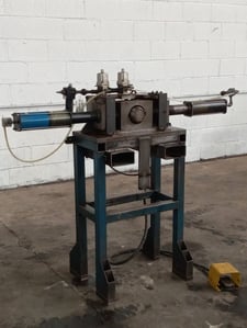 Multicyl Dual Press / Punch Station, tube end punch ov er mandrel, 2x hypercyl action
