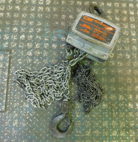 Columbus McKinnon CM Hurricane360 Manual Hand Chain Hoist, 3 Ton, 20' Lift 5637A
