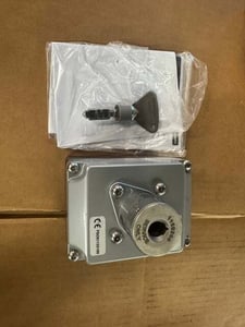 Fortress Interlocks S-CLIN-A02022-EM Trapped Key Safety Switch 20A AC Open Box Unused