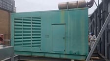 1000 KW Cummins #DFHD, diesel generator set, 277/480 Volts, 1490 HP @ 1800 RPM, QST30-G5 engine, 515 hours