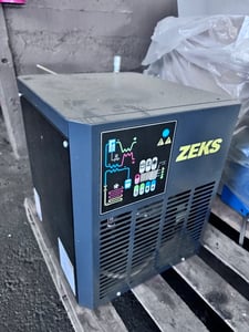 25 cfm, 140&deg;F, 203 psig, Zeks #25NCEA1D0, refrigerated air dryer, 115 V.