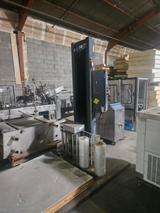 Wulftec Turntable Pallet Stretch Wrapper