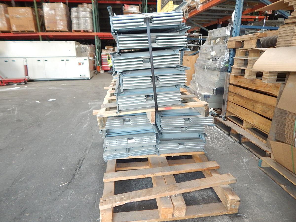 3000 Amps, Square D ACF19EC, aluminum conduct, 600 Volts, 3PH, 10 Ft. x 19" sections (11 available)