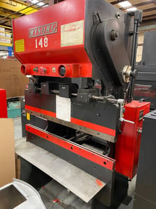 20 Ton, Wysong #H-2052, Hydraulic Press Brake, 4.5" overall, 2.5" stroke, 6" throat, 10" open, 3" adj., 5 HP