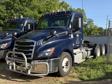 Freightliner #Cascadia-126, low roof day cab tractor, Detroit DD13 12.8L 6 cylinder diesel engine, 6x4, 2021