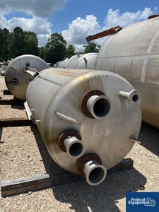 1,884 gallon Crown Iron Works, 304 Stainless Steel Tank, 5' diameter x 8' Straight Side, dish top, cone