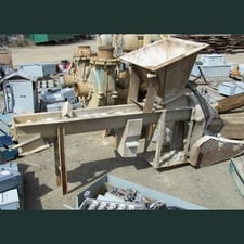 6" diameter x 5' long Auger Feeder, 1/2 HP, 19" x 19" x 18" hopper, 6.5" pitch, 25:1 Radicon right angle