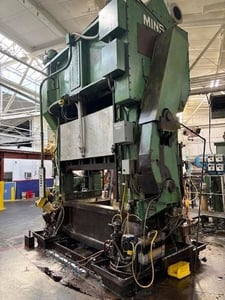 400 Ton, Minster, Straight Side Double Crank Press, 8" stroke, 36" shut height, 6" ram adjustment, 84" x 42"