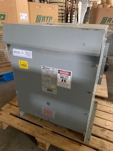 30 KVA 600 Delta Primary, 208Y/120 Secondary, Hammond Power, Type K