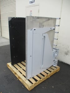 Cascade #25D-23518, case/carton box clamp forklift attachment, 2500 lb. capacity