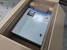 NIB Eaton Enclosed SVX9000 Variable Frequency Drive 5 HP 480V SVX0054D1000000B00