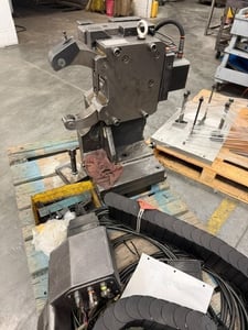 Daewoo Doosan #Puma-3100UL, CNC lathe, 33.5" swing, 12" chuck, 4" bar, 126" centers, 20.7" dia., 124" lgth
