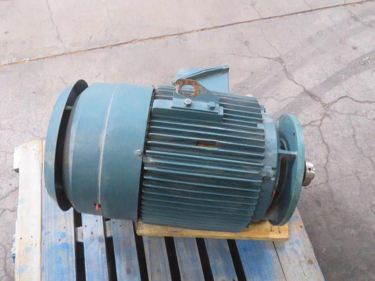 60 HP 3560 RPM Reliance, 6339622-002, AC Motor, 575 Volts