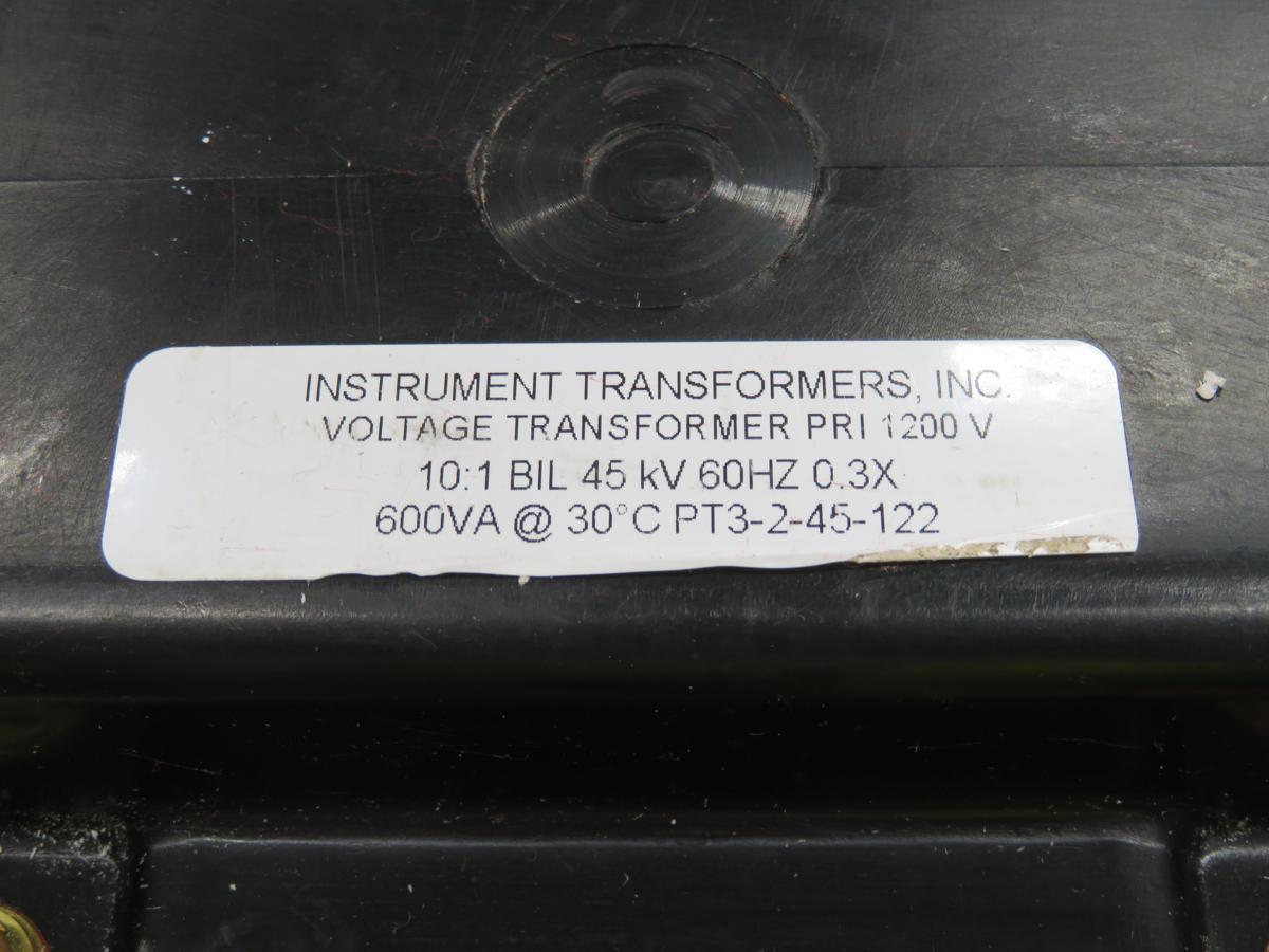 Instrument Transformers PT3-2-45-122, dry type transformer, 3 Phase, unused