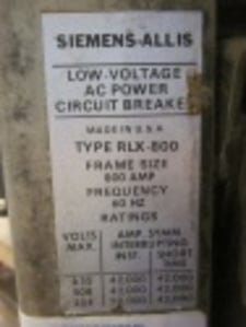 800 Amps, Siemens-Allis, RLX-800, manually operated, drawout, #AB1484