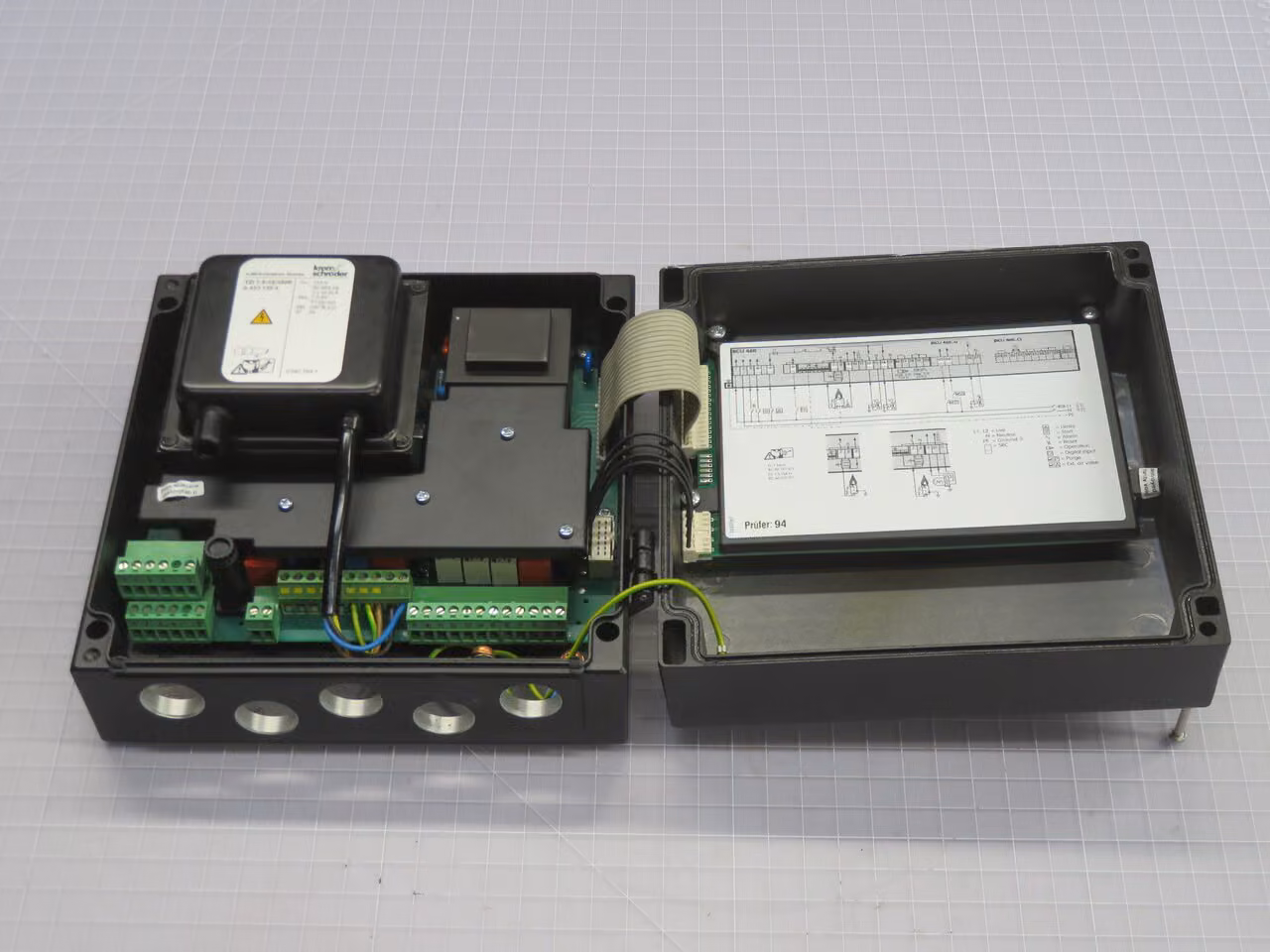 Kromschroder #460T-5/2R3, Burner Controller, SIL 3 PL E Safety, 115 VAC, 50/60 Hz